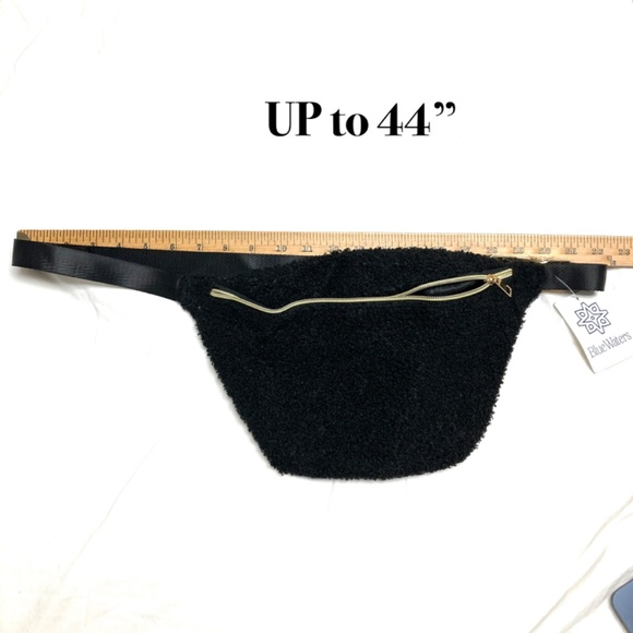 bag black waist crossbody vegan sherpa wool BLUE WATERS gold tone hardware NWT - Picture 8 of 16